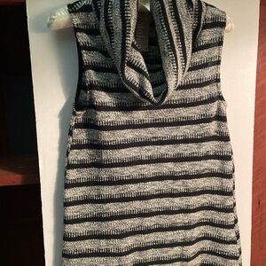 Made in USA Dolan West Coast Collection XS large Cowl neck sleeveless sweater